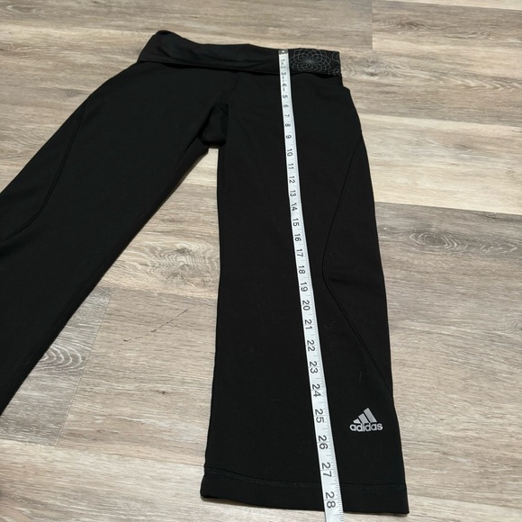 Adidas Cropped Yoga Pants Womens Black Athletic Stretch Active - Picture 3 of 5